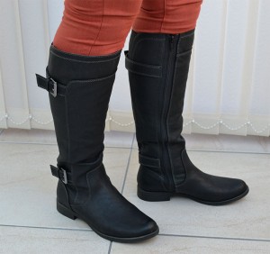 Black-Buckle-Boots